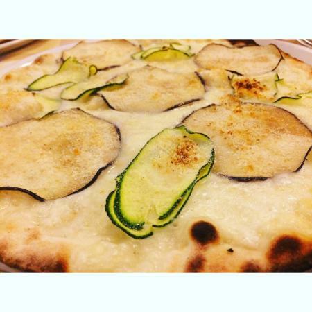 Pizzeria Trattoria Carmelitani